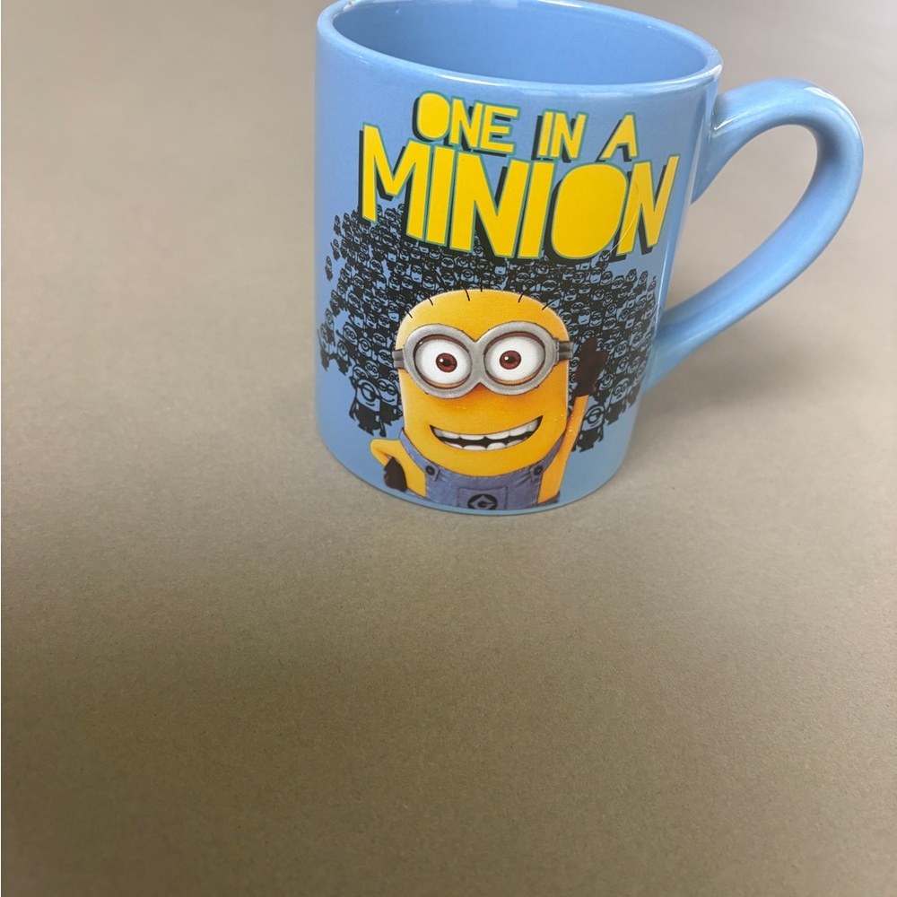 Like New Universal Studios You’re One in a Minion Blue Coffee Mug
